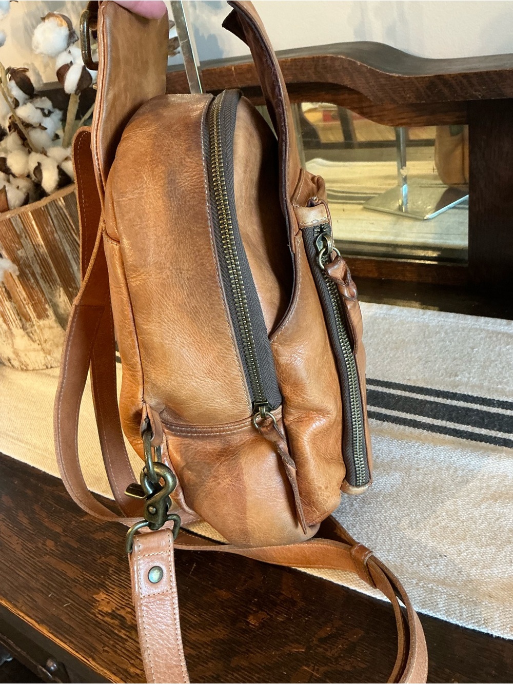 Bed Stu Leather Beau Unisex Backpack Sling Bag Tan Rustic MSRP $260 - Picture 6 of 14